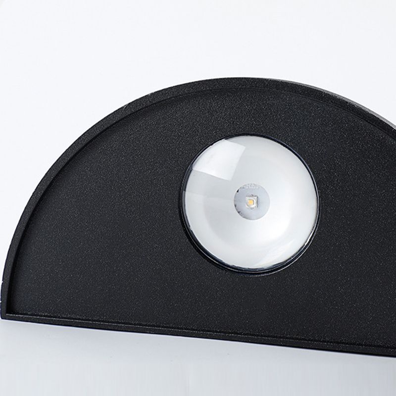 Cone Modern LED Wall Mount Aluminum Wall Light in Black / White