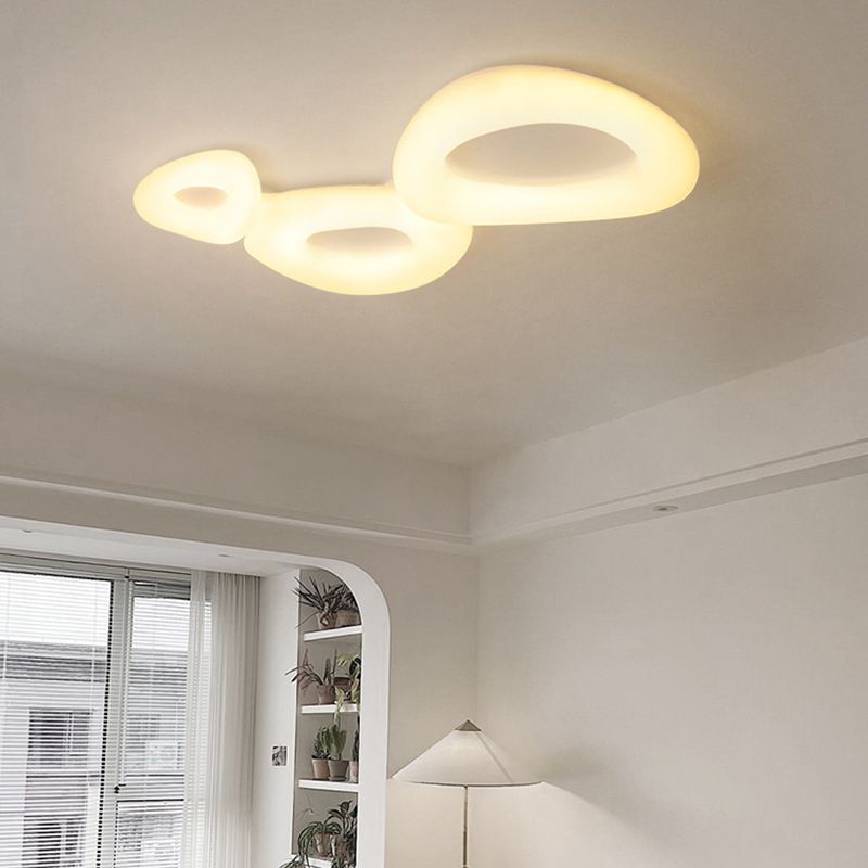 LED Flush Mount Lighting Modernism White Ceiling Light for Foyer Bedroom