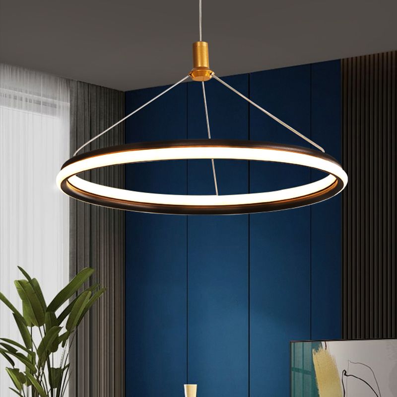 Lumo circolare a livello singolo leggero moderno lampadario in metallo Apparecchio di illuminazione