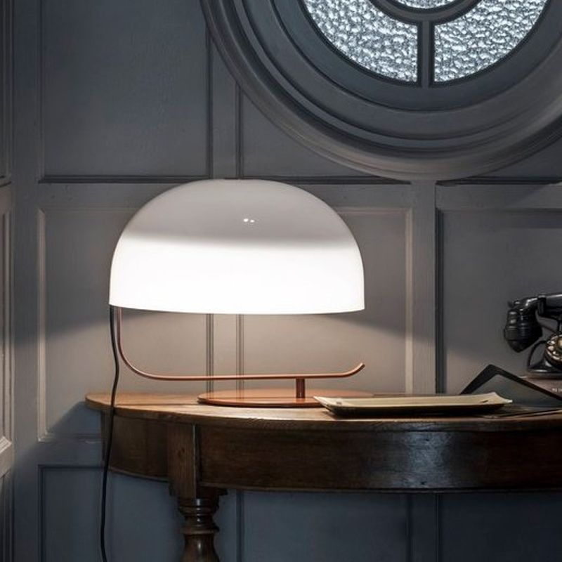 Lampada da comodino postmoderna a forma di fungo, lampada da scrivania metallizzata a 1 testa per camera da letto in bianco/marrone