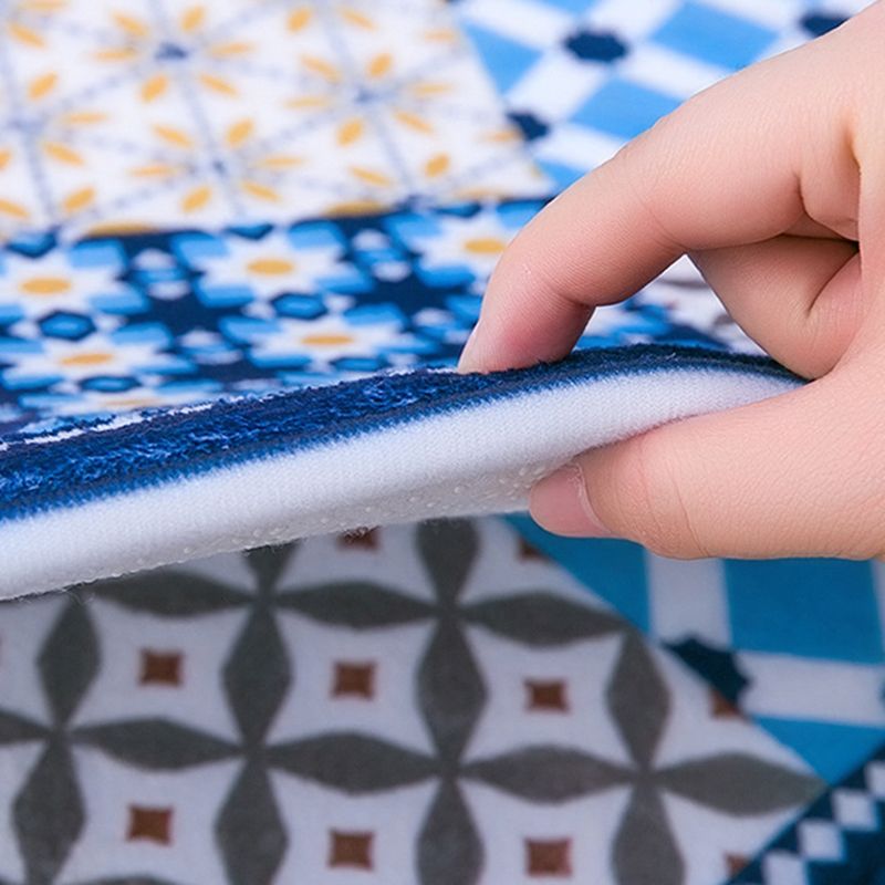 White Tone Casual Indoor Rug Polyester Random Print Rug Stian Resistant Indoor Rug for Living Room