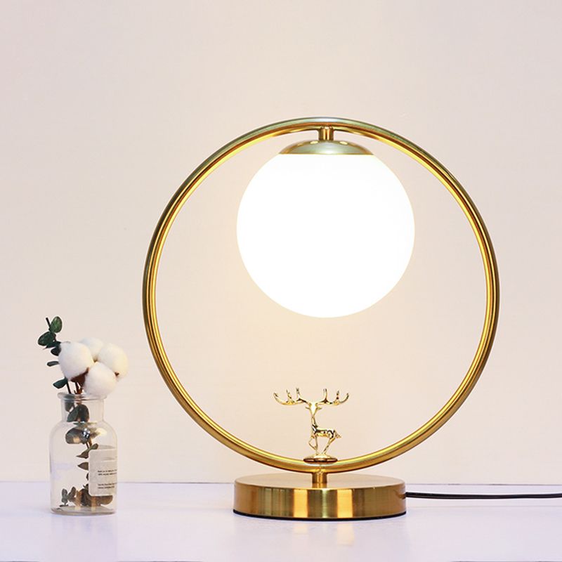 Ball Bedside Nightstand Light Opal Glass 1-Bulb Retro Style Desk Lampe With Metal Deer Deco en or