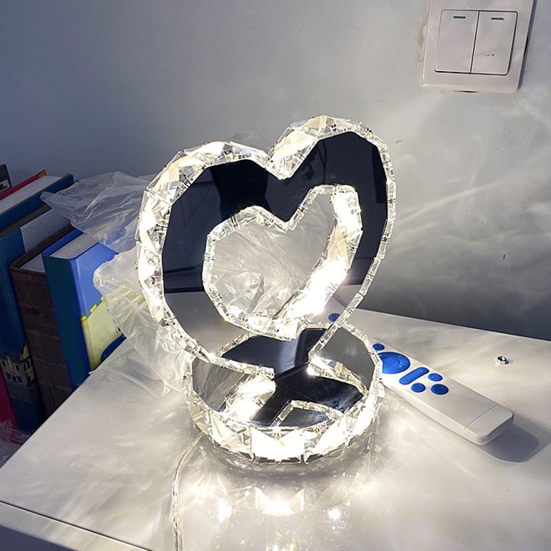 Lampada da comodino in cristallo smussato a cuore Illuminazione notturna a LED moderna in cromo/acciaio inossidabile con luce calda/bianca per comodino