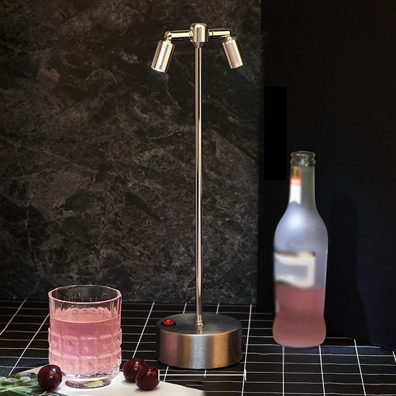 Aluminum Minimalism Table Lamp Contemporary Style LED Table Lamp for Restaurant