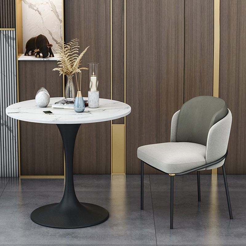 Ronde Tulponderstel Moderne Eettafel Wittint Vaste Tafel van Gesinterde Steen
