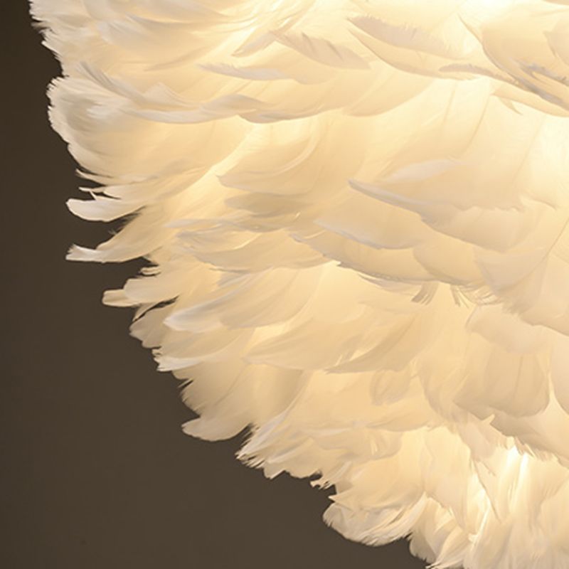 Romantic Heart Shaped Hanging Light, Feather Shade Single-Bulb Pendant Lighting in White for Bedroom