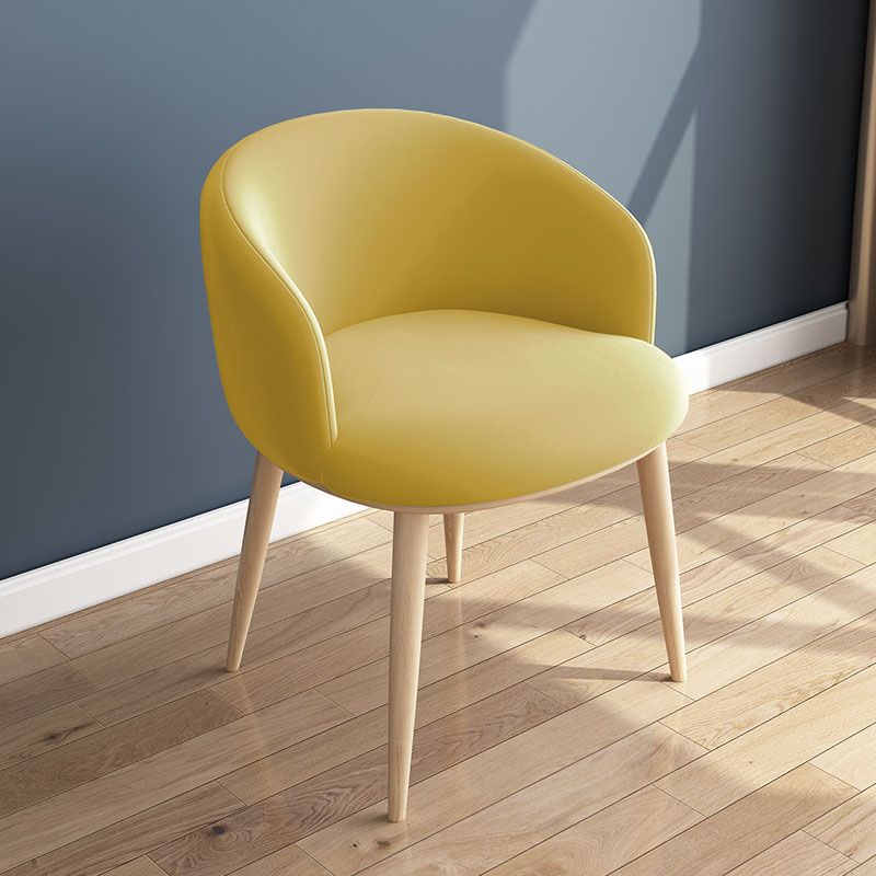 Silla de comedor tapizada casera moderna con respaldo sólido con acabado mate