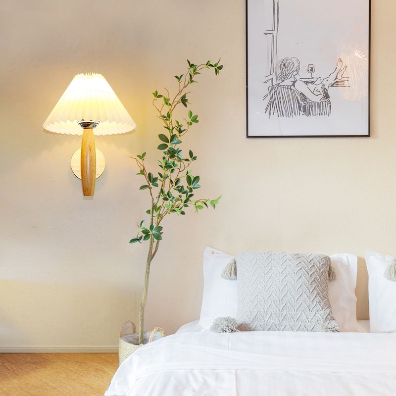 Japanese Style Wooden Wall Light Cone Shape Wall Lamp for Living Room