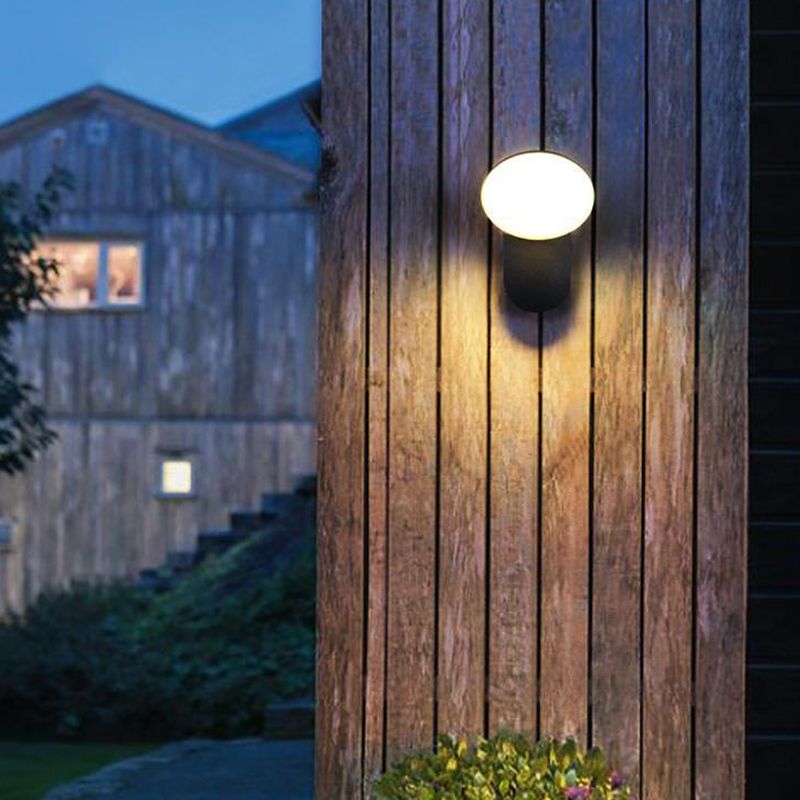 Geometric Shape Wall Lamp Modern Style Metal 1 Light Wall Light in White/Black