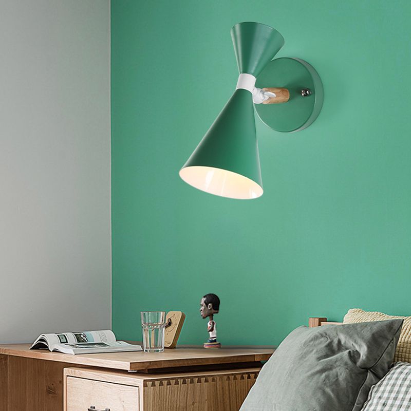 Modern Concise Trumpe Trumpt Wall Lamp Ferro Wall Light Macaron Light for Interior Spaces