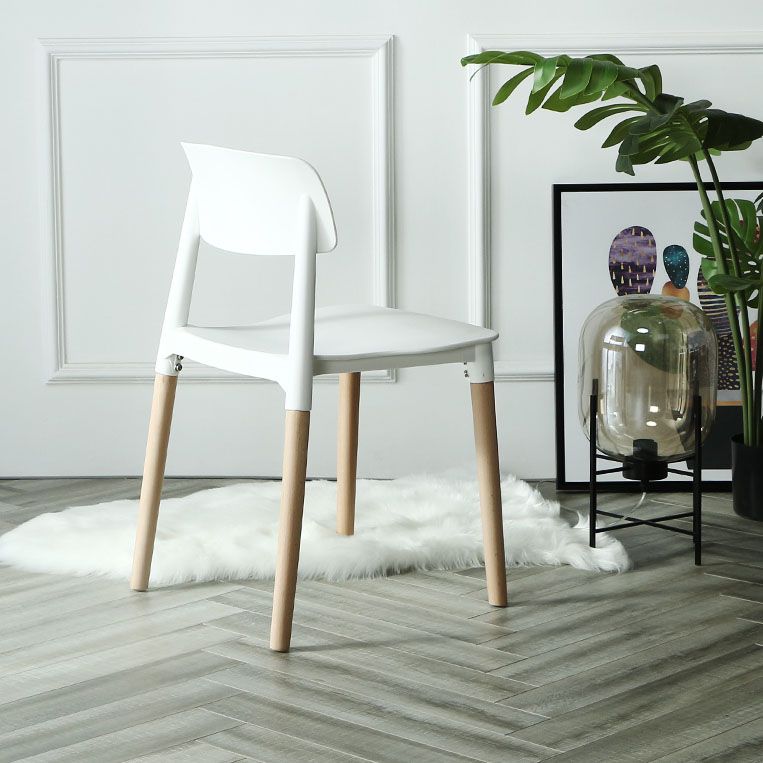 Plastic Dining Chairs Contemporary Open Back Dining Side Furniture in Matte Finish