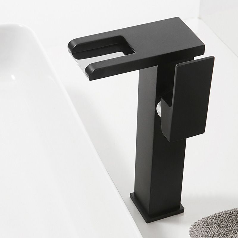 Modern Basin Lavatory Faucet Single-handle Vanity Sink Faucet