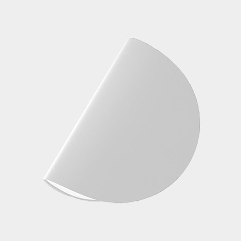 Nordic Style Wall Light Colorful Arc Shape Wall Lamp with Iron Shade for Bedroom