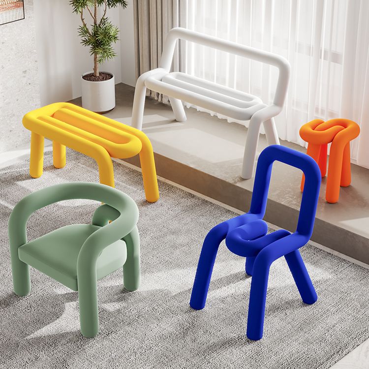 Silla lateral curvada de terciopelo para restaurante, silla de comedor con parte trasera abierta y acabado mate