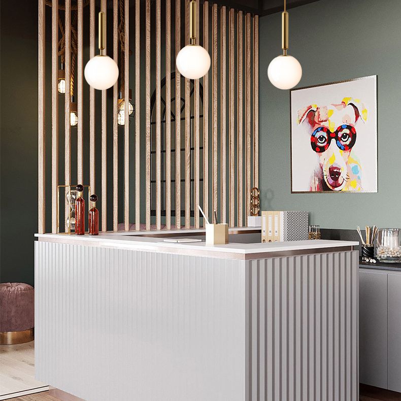 Mitte des Jahrhunderts Design Globe Hanging Lamp Glass Schatten 1 Licht Anhänger Licht für Schlafzimmer