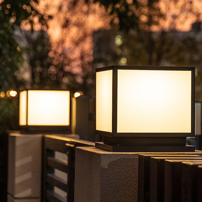 Contemporary LED Pillar Light Simple Black Solar Lighting Fixture for Garden