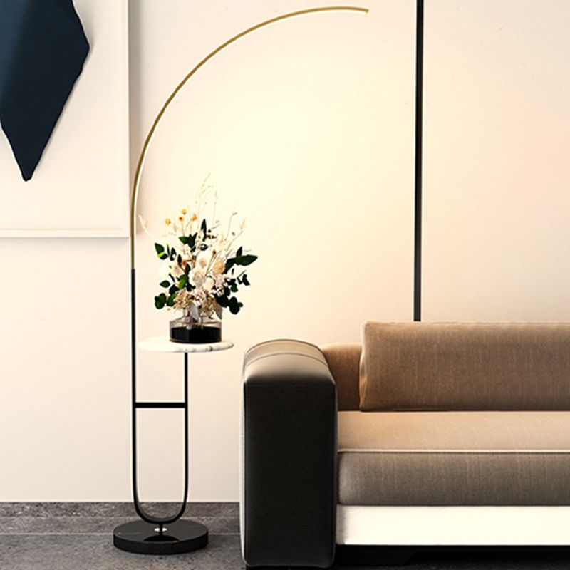 Luce di pavimento in metallo a forma lineare Stile moderno Luce a pavimento singolo montato