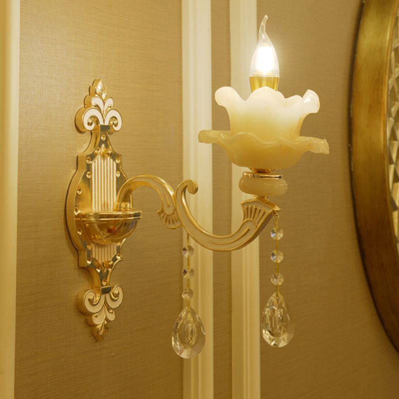 Lámpara de pared de jade jade lámpara de estar retro luz de pared de la sala de estar con acento de cristal en oro