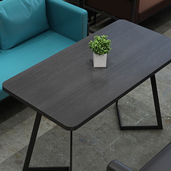 Table à manger industrielle double guéridon en métal avec plateau noir
