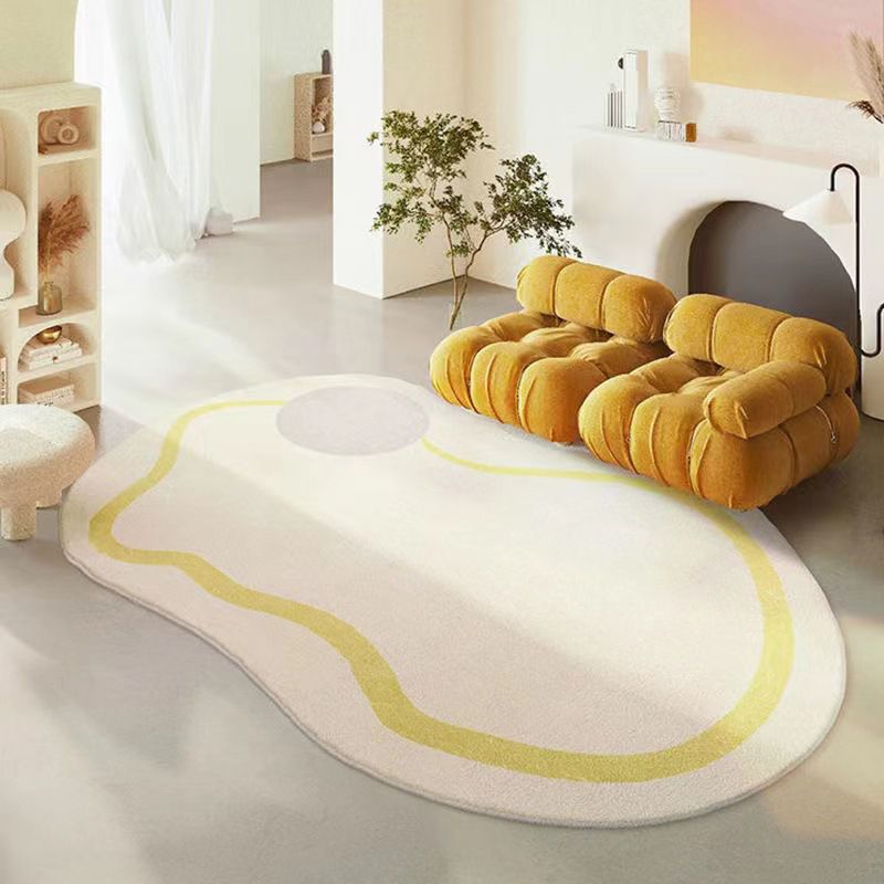 Beige Line Carpet Polyester Simple Carpet Stain Resistant Carpet for Home Decor