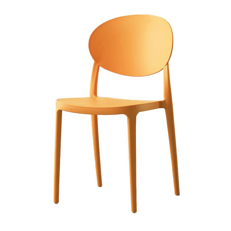 Silla de comedor de plástico mate con respaldo abierto para restaurante escandinavo