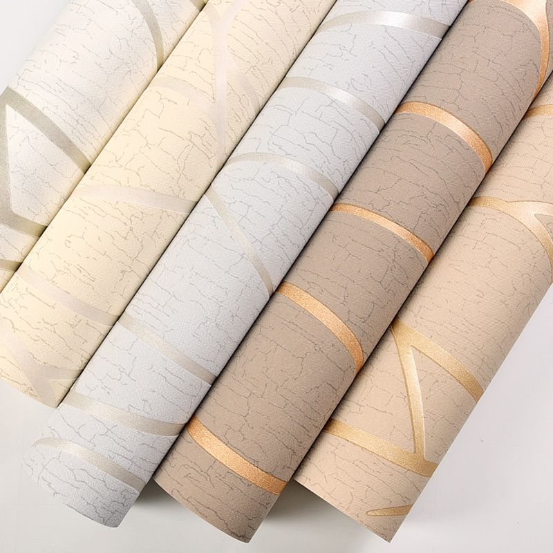 Self-Adhesive Curved Stripe Wallpaper Roll Non-Woven Material Simple Wall Art for Living Room