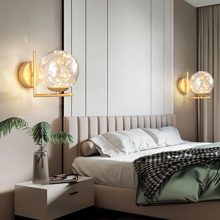 1 luminaire mural en verre clair