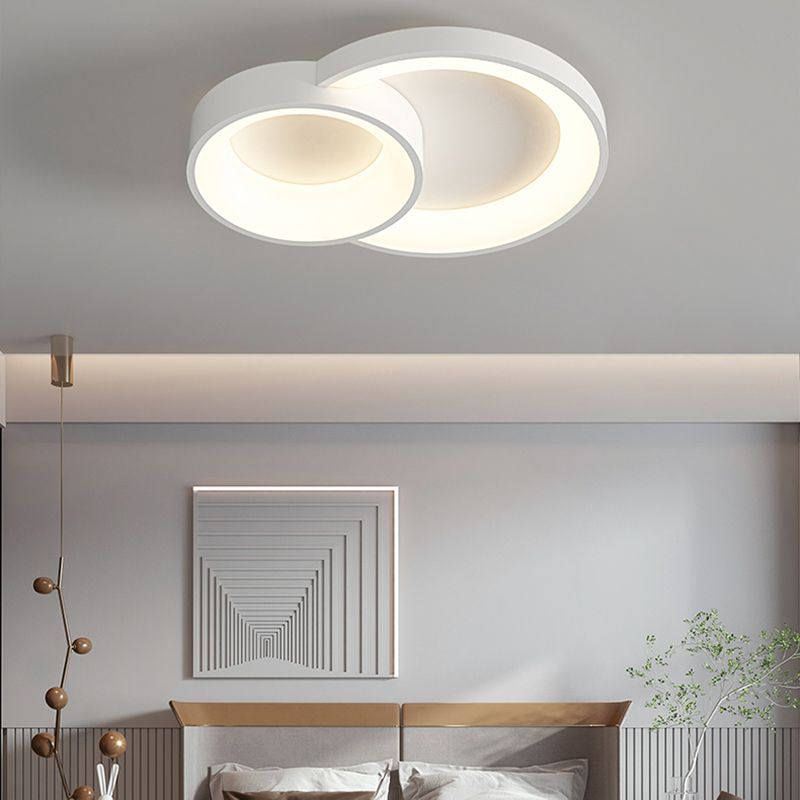 Modern Metal Flush Mount Circle Shape LED Ceiling Light with Acrylic Shade for Living Room