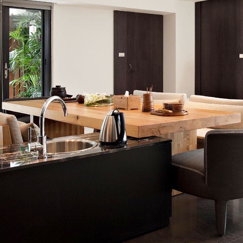 Rectangle Casual Dining Table Brown Tone Fixed Table with Pinewood Solid Wood