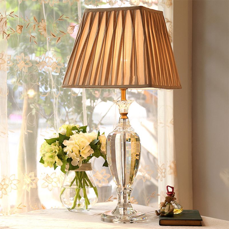 Lampada da tavolo a forma di vaso Lampada da comodino contemporanea in cristallo trasparente con 1 lampadina in beige