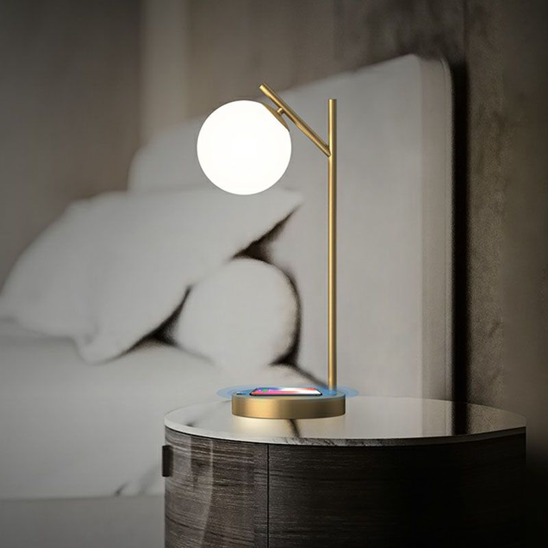 Lampada da comodino a sfera Minimalismo in vetro avorio a 1 luce da tavolo in oro per camera da letto