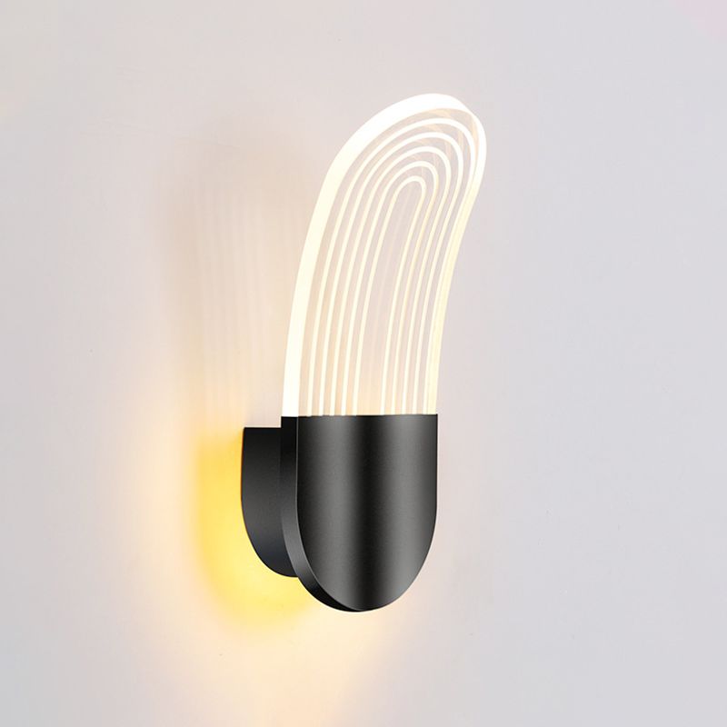 ACRYLIC CURVE OVAL SCONCE LEIL