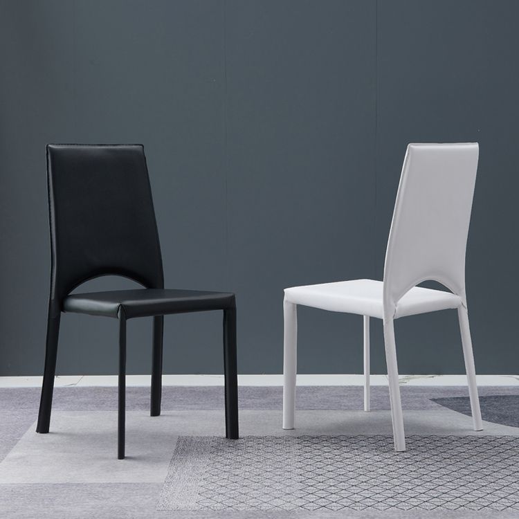 Chaise de salle à manger de cuisine de style contemporain chaise sans bras empilable avec des jambes en métal