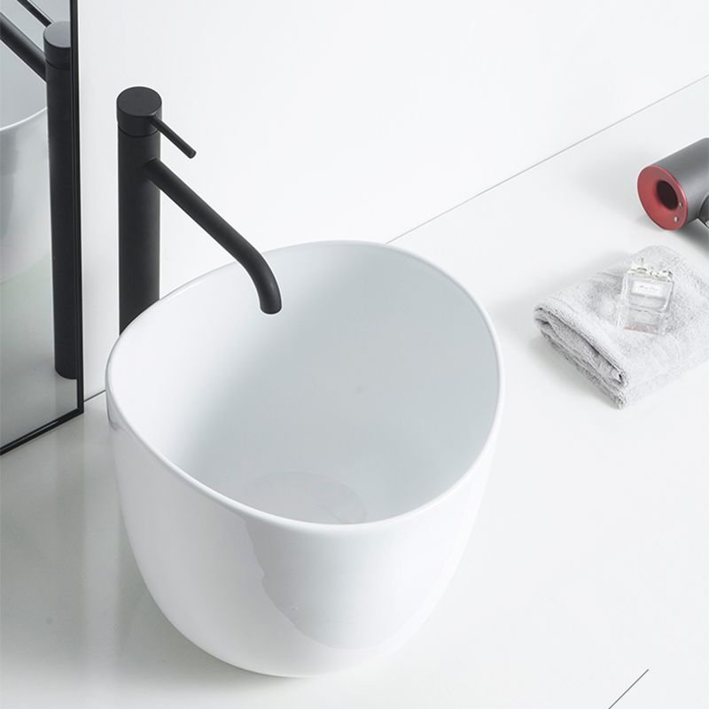 Modern Vessel Sink Round Porcelain with Pop-Up Drain Vessel Bathroom Sink