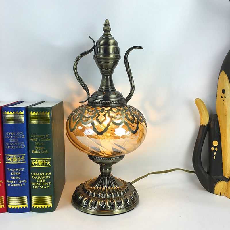 Tablette en laiton en verre ambre Téage d'éclairage / ovale 1 ampoule Bohemia Nightand Light pour chambre, 14 "/ 16"