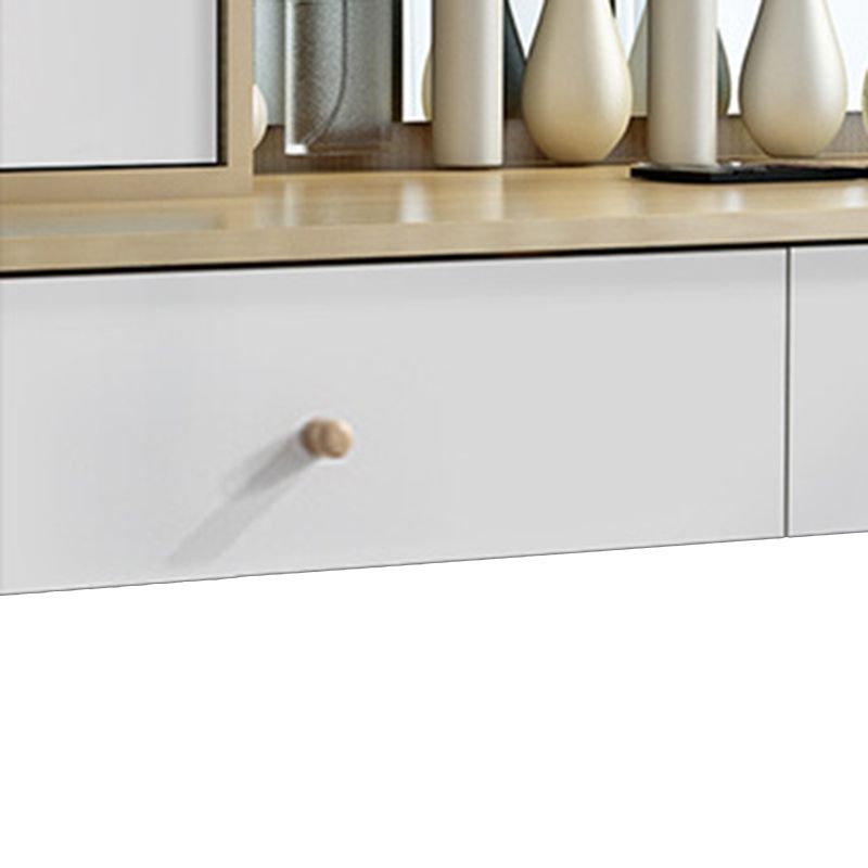 Bedroom Make-up Vanity in Natural Nordic Engineered Wood Dresser