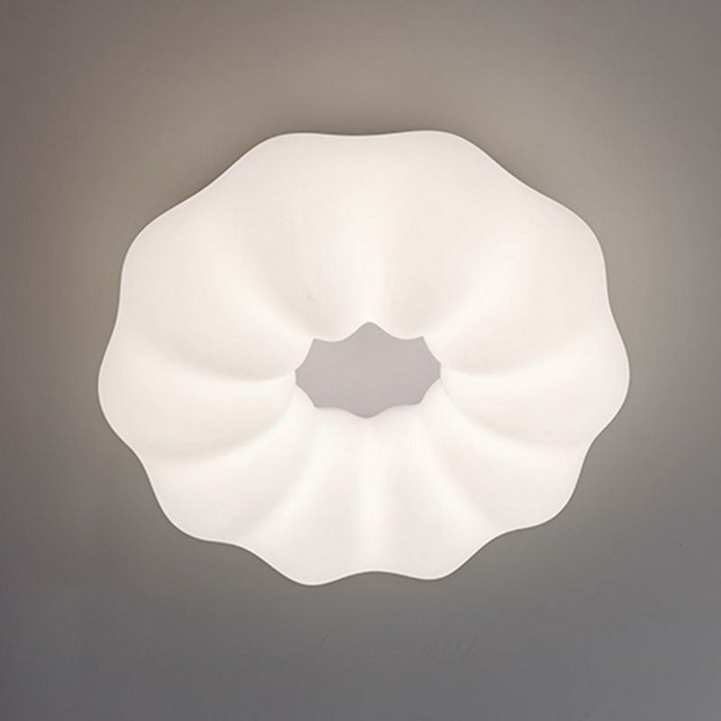 Metal Close to Ceiling Lamp Modern Style LED Cloud White Ceiling Lighting