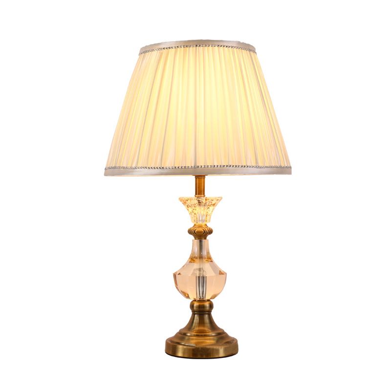 Lámpara de escritorio de jarra moderna luz de mesa de bulbo de cristal 1 bulbo con tono de tela de cono