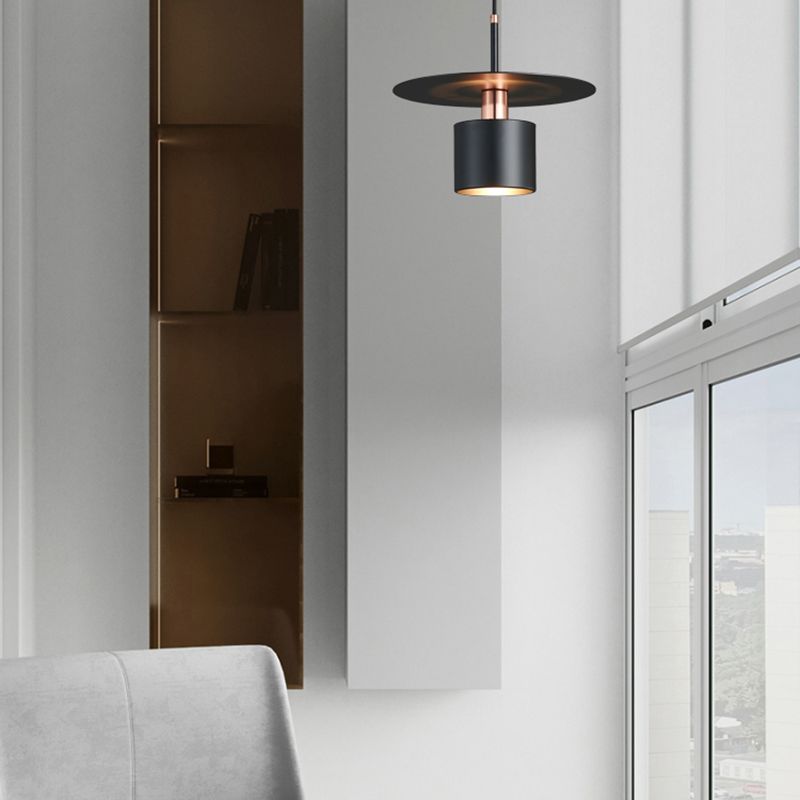 Nordischer Zylinderschatten hängend hängendes Licht, Metall 1-Licht-Hangleuchten für Innenräume