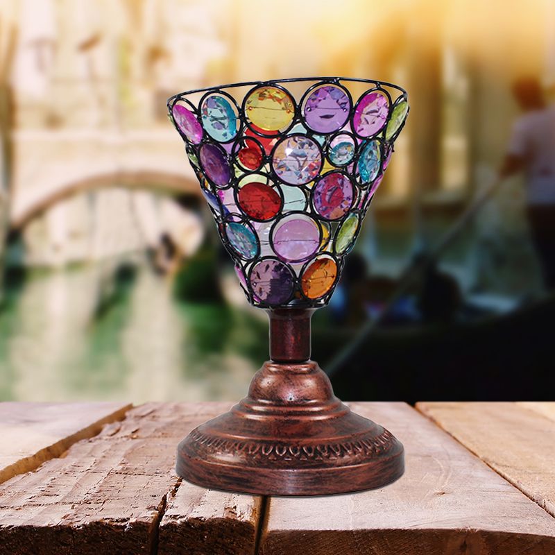 Lampe de table de nuit en forme de cloche/cône pour chambre à coucher, éclairage décoratif en métal à 1 lumière en cuivre, 5,5"/6" de large
