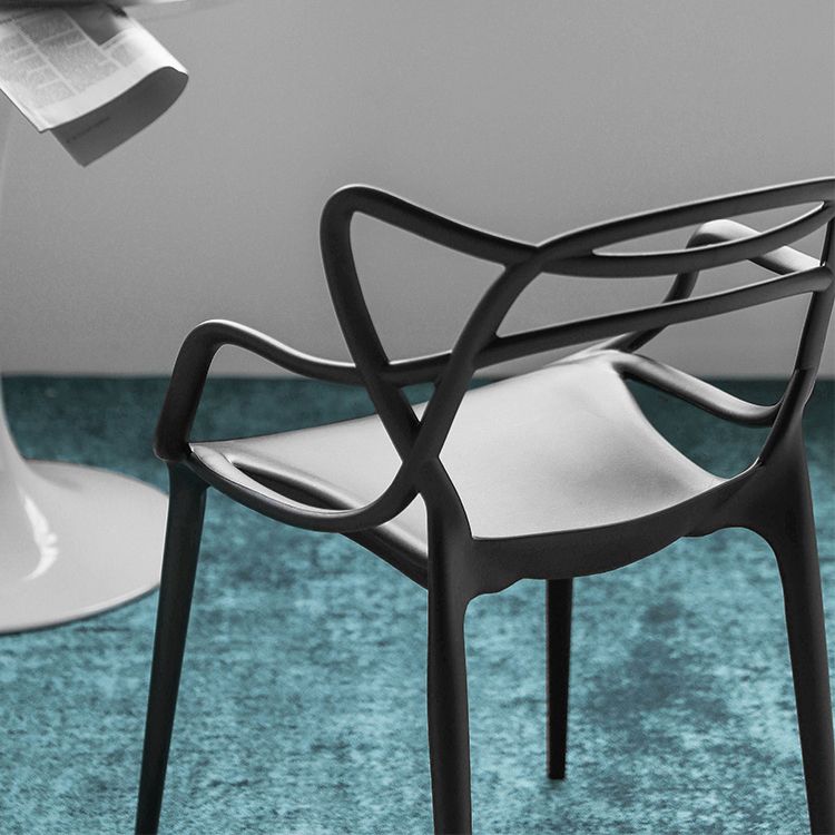 Scandinavian Stackable Dining Chairs Plastic Armless Dining Side Chair