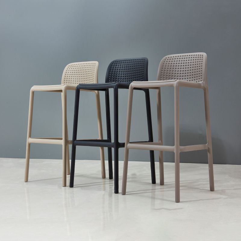 Taburete de bar de estilo escandinavo, patas de PP, asiento rectangular, taburete de bar con respaldo bajo para cocina