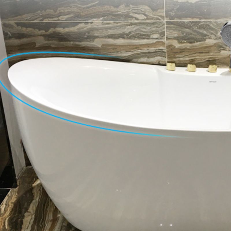 Freestanding Oval White Bath Soaking Handles Included Bathtub