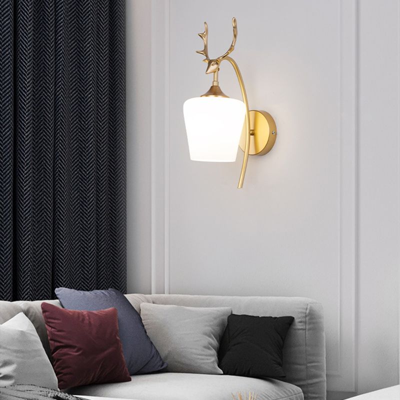 Moderne Glaswandleuchter 1 Kopf Metall -Geweihen -Wandmontage Leuchte für Wohnzimmer