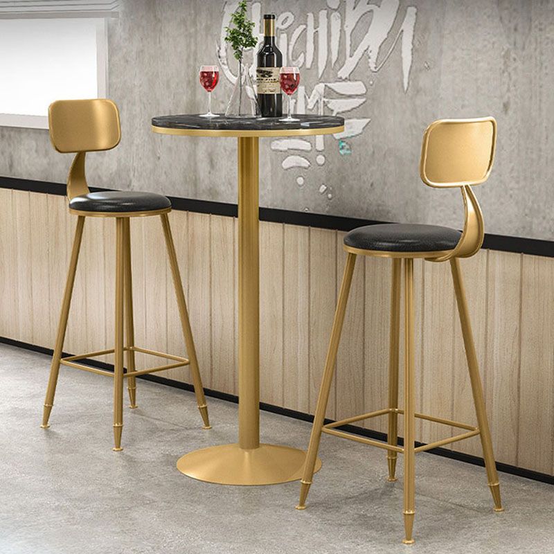 Table de bar en fer de style glamour