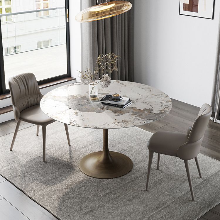 Traditionele luxe tulpenbasismeubels rond steen eettafel voor thuis