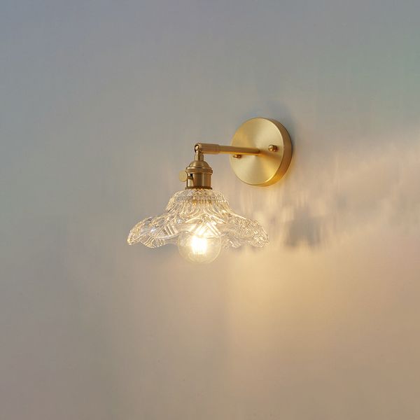Modern Creative 1-Light Wall Light Geometric Glass Wall Lamp in Gold