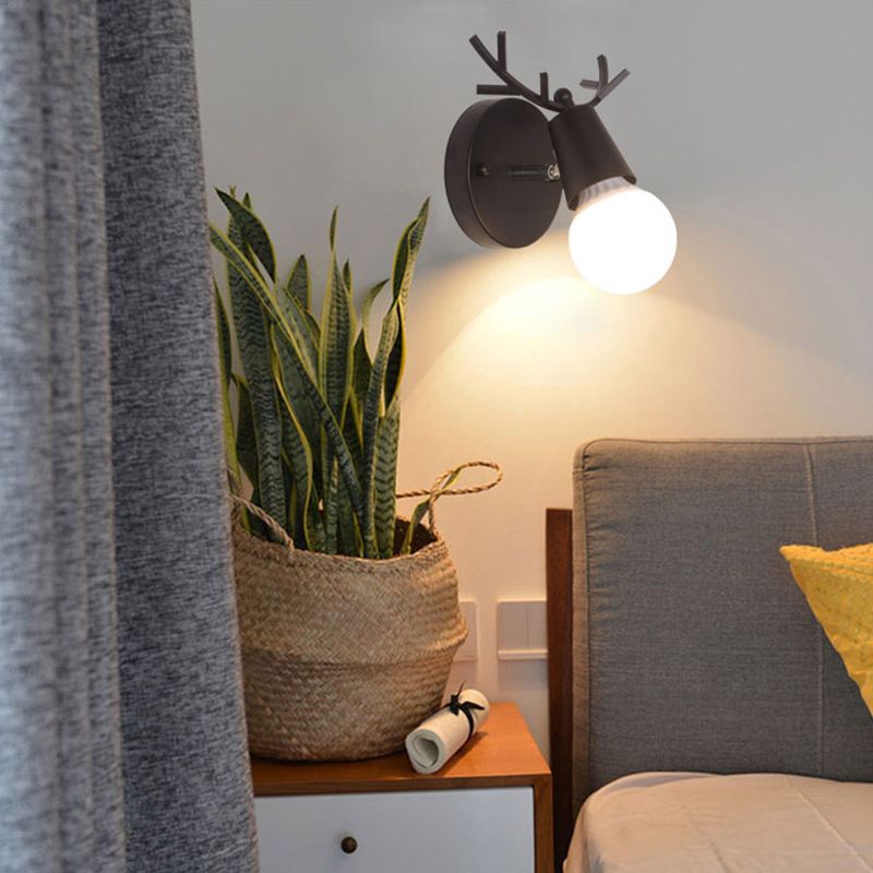 Unique Shade Wall Lighting Modern Nordic  Style Metal 1 Light Sconce Light in Pink and White