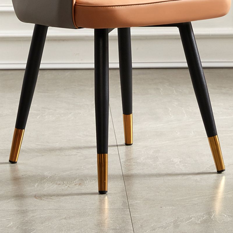 Sillas laterales de comedor con respaldo abierto de diseño escandinavo Sillas laterales tapizadas