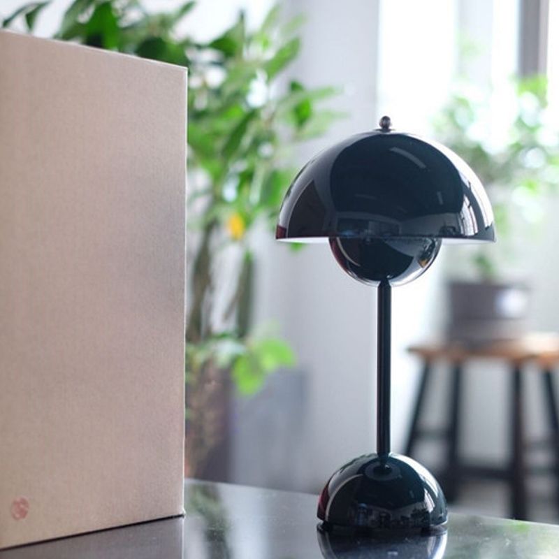 Contemporary Table Lamps Various Colors Metal Desk Lamp for Study Room
